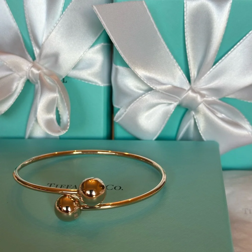 Tiffany & Co.18 k Rose Good , HardWear By pass bracelet